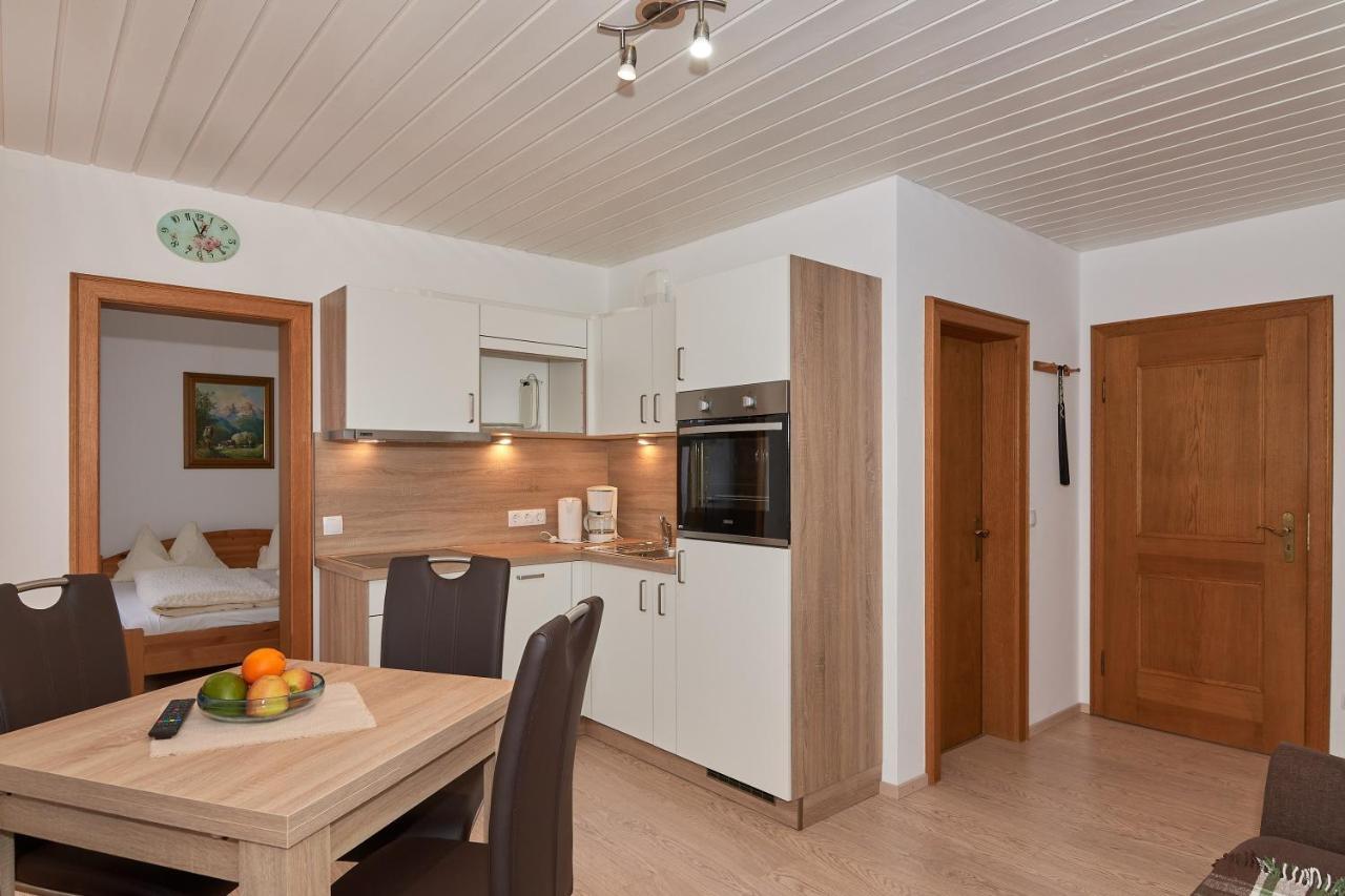 Dangl Gbr, Gaestehaus Sonnenhof - Inkl. Chiemgau Karte Bergen  Szoba fotó